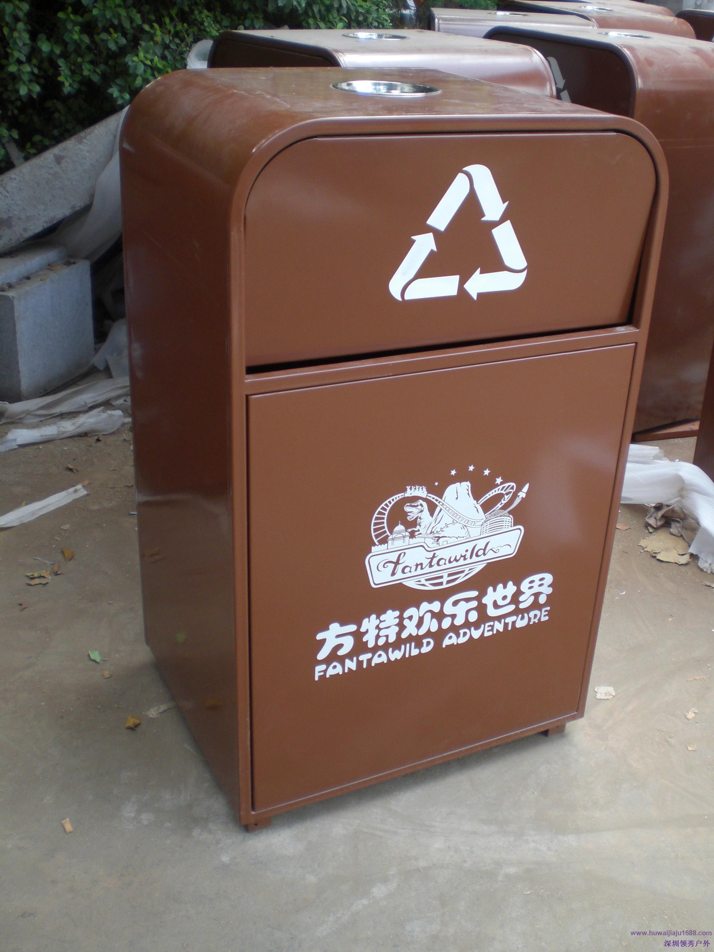 彩绘垃圾桶乐园垃圾桶.jpg